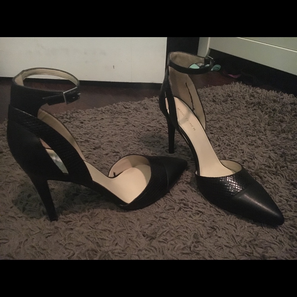 Marc Fisher open toe sandals
